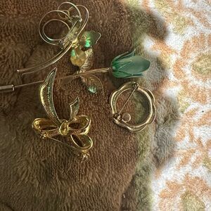 Gold-Tone Floral Brooch and Green Tulip Pin Set